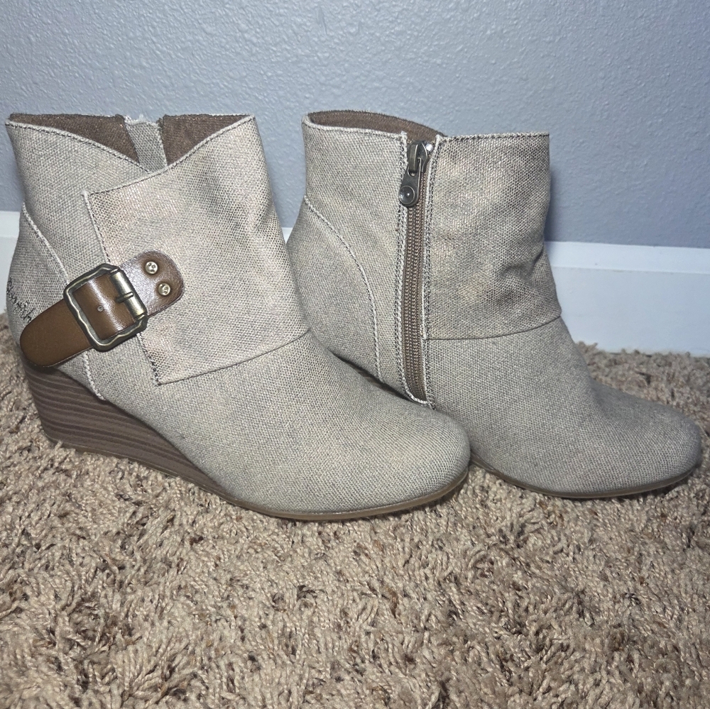 Chic Beige Ankle Booties with Buckle